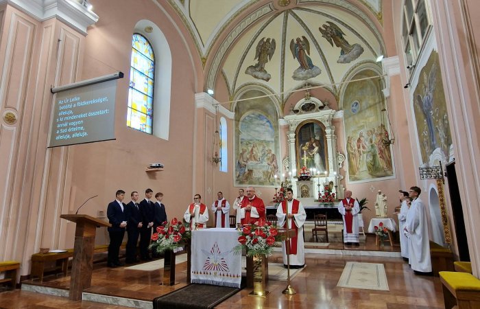 A Szentlélek ajándékaival megerősödve