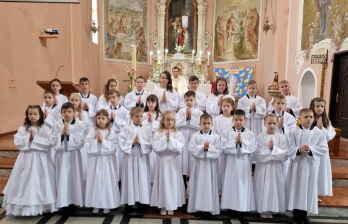 Együtt az Úr asztalánál - Elsőáldozás - Páli Szent Vince Iskolaközpont 3.a osztály