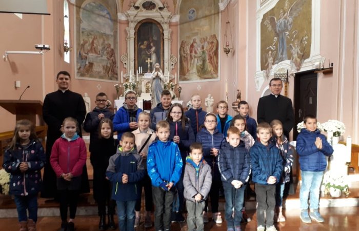 OKTÓBERI RÓZSAFÜZÉR - 2021.