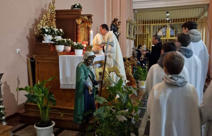 Nagycsütörtök - Esti mise az utolsó vacsora emlékére és Lamentáció