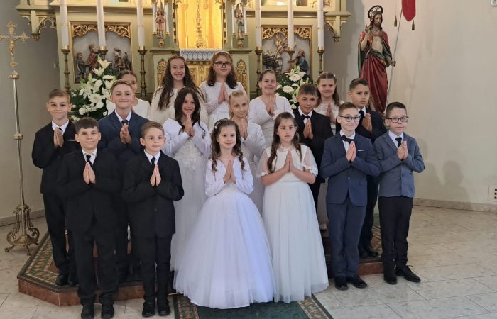 Elsőáldozás a gartai Szent Sebestyén-templomban